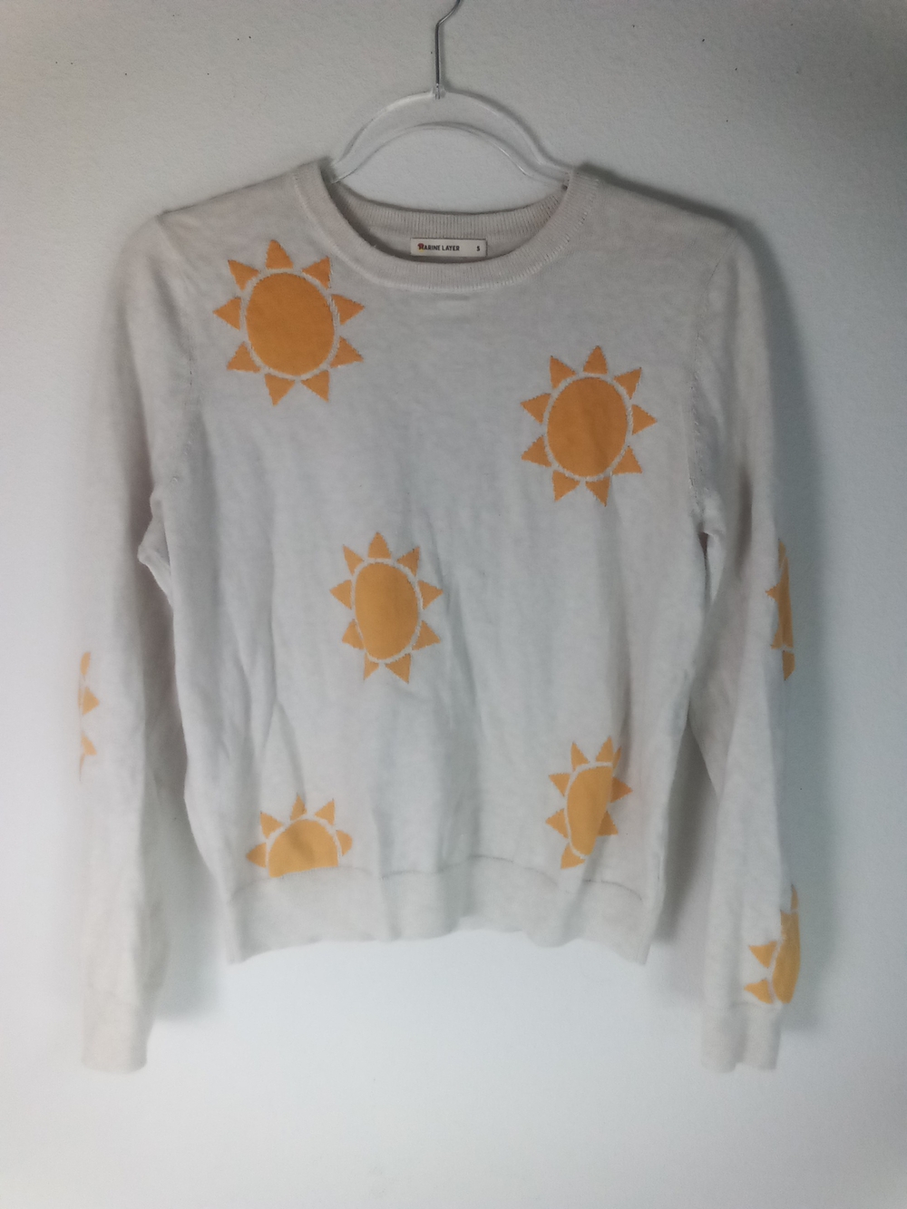 Marine Layer Kai Icon Sweater Oatmeal Yellow Sun Motif - Picture 4 of 9